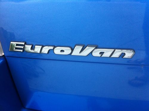 2003 volkswagen eurovan mv standard passenger van 3-door 2.8l