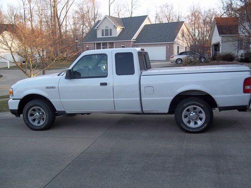 2011 ford ranger xlt standard cab pickup 2-door 4.0l
