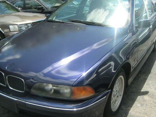 1997 bmw 528i base sedan 4-door 2.8l