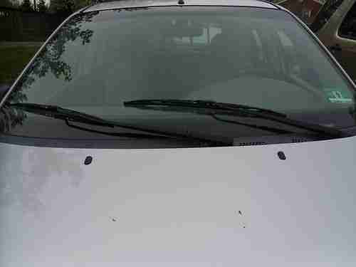 Excellent Ford Focus - MARYLAND INSPECTED - Great gas mileage - VERY LOW MILES, US $5,700.00, image 5