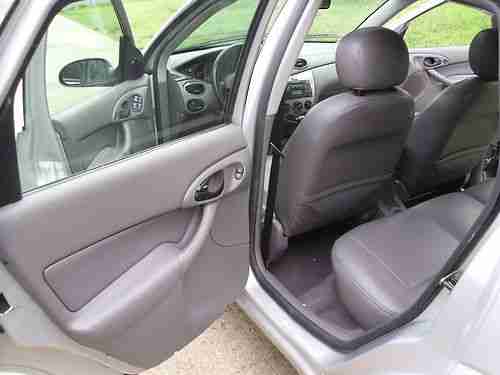 Excellent Ford Focus - MARYLAND INSPECTED - Great gas mileage - VERY LOW MILES, US $5,700.00, image 15