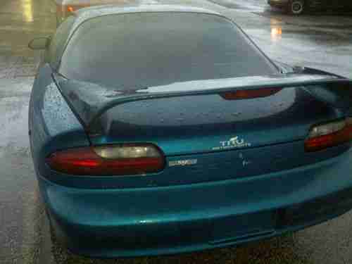 1994 Chevrolet Camaro Base Coupe 2-Door 3.4L, image 3