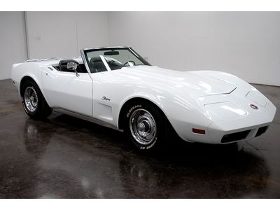 1974 chevrolet corvette convertible 350 v8 numbers matching automatic look at it
