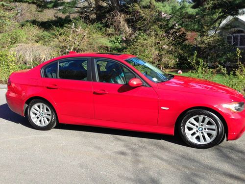 2007 328xi awd w/ nav,heated seats, sunroof,keyless entry,park distance control