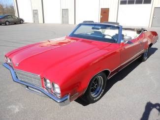 1972 red nice driver runs good body &amp; int good!