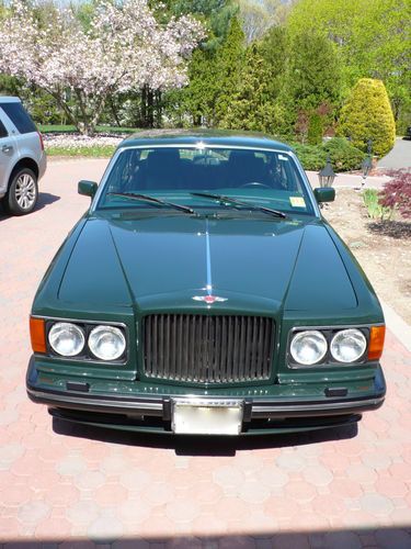 1992 green bentley turbo r