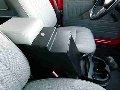 82 TOYOTA LAND CRUISER TURBO DIESEL 5 SPEED 75MPH FJ43 WAGON RESTORED NEAR MINT, US $65,000.00, image 21