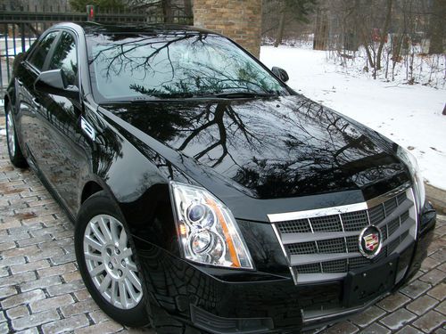 2010 cadillac cts luxury sedan 4-door 3.0l