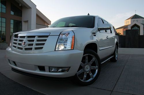 2007 cadillac escalade esv sport utility 4-door 6.2l/ luxury car