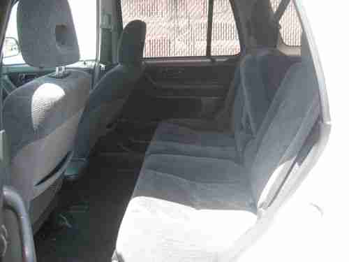 2001 Honda CRV, NO RESERVE, image 4