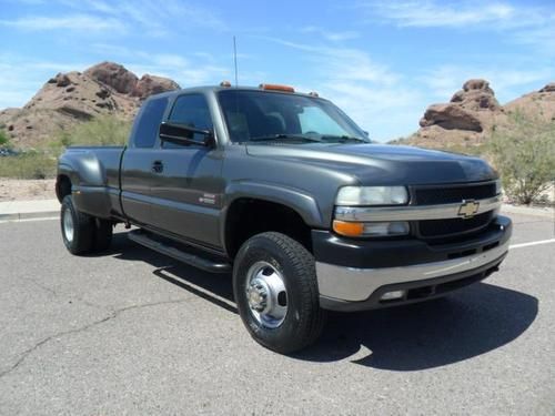 2001 chevrolet silverado 3500 4x4 ext cab 4 door duramax diesel 6 speed manual