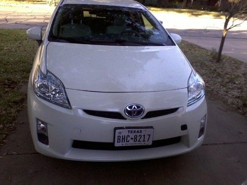 Toyota prius  hybrid  low miles