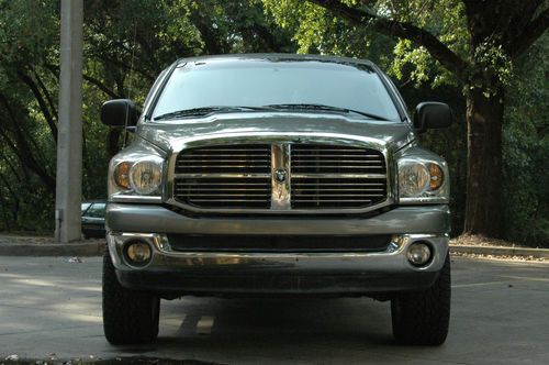 2008 Dodge Ram 1500 SLT Crew Cab Pickup 4-Door 4.7L, image 2
