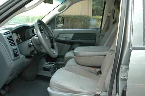 2008 Dodge Ram 1500 SLT Crew Cab Pickup 4-Door 4.7L, image 4