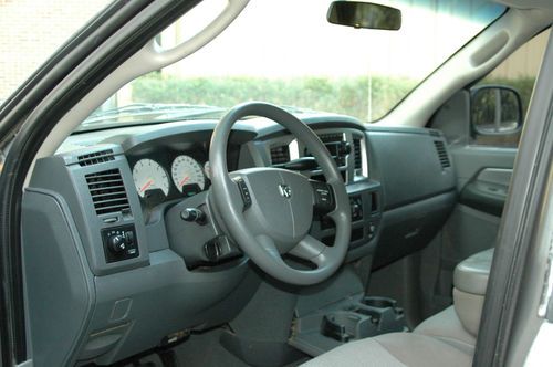 2008 Dodge Ram 1500 SLT Crew Cab Pickup 4-Door 4.7L, image 5