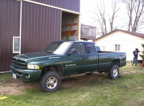 2001 dodge 2500 4x4 sport , engine blown