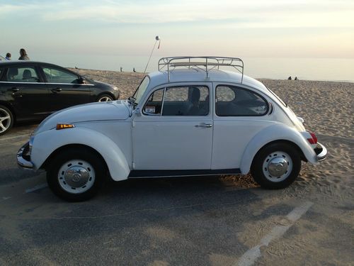 1972 volkswagen super beetle w/ factory sunroof