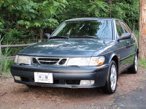 1999 saab 9-3 se turbo ... 61,761 original miles ... stick shift