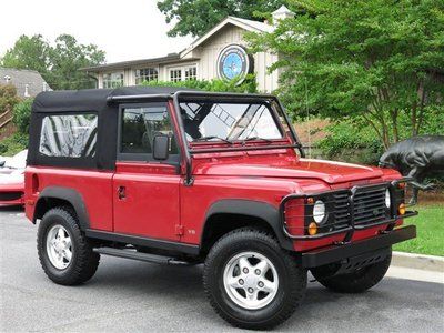 95 defender 90, low mile, clean, 4 speed manual, 4x4, red, awesome