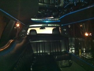2003 white 120 inch stretch limousine- 10 passenger limo- money maker