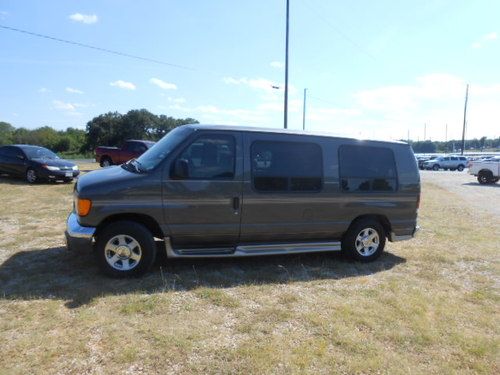 2006 ford e-150  conversion van -  5.4l