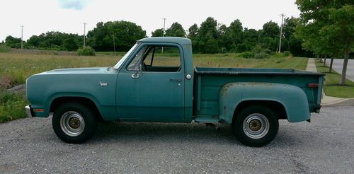 1973 dodge d-100 custom step-side pick-up