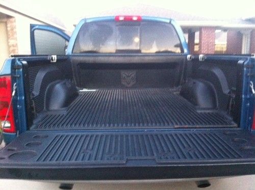 2004 dodge ram 1500 4 door 118,600 miles