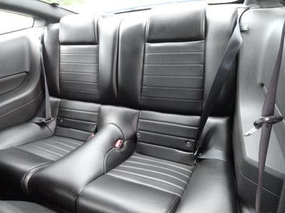 GT 4.6L Multi CD Player MP3 Player Shaker Stereo Leather Upholstery Power Seat, image 13