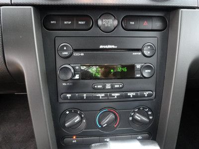 GT 4.6L Multi CD Player MP3 Player Shaker Stereo Leather Upholstery Power Seat, image 17