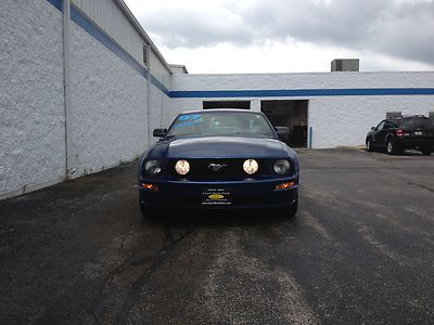 GT 4.6L Multi CD Player MP3 Player Shaker Stereo Leather Upholstery Power Seat, image 20