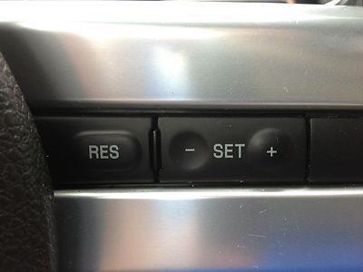 GT 4.6L Multi CD Player MP3 Player Shaker Stereo Leather Upholstery Power Seat, image 35