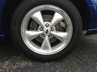 GT 4.6L Multi CD Player MP3 Player Shaker Stereo Leather Upholstery Power Seat, image 42