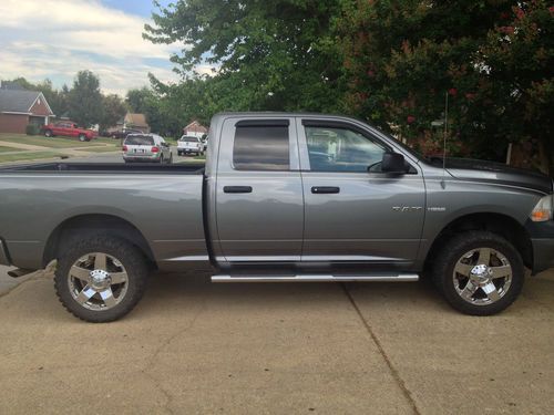 2009 dodge ram 1500 4-door 5.7l hemi 4x4