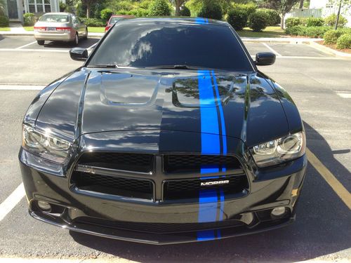 Sell used 2011 Dodge Charger Mopar Edition #555, 11,000 miles! Nav, Hemi,  loaded!! in Myrtle Beach, South Carolina, United States, for US $35,