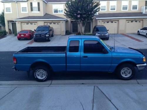 1993 ford ranger xlt with camper shell - 3.0 liter v6 manual transmission