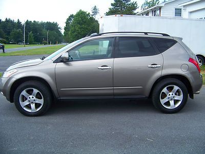 Clean pre-owned 2004 nissan murano