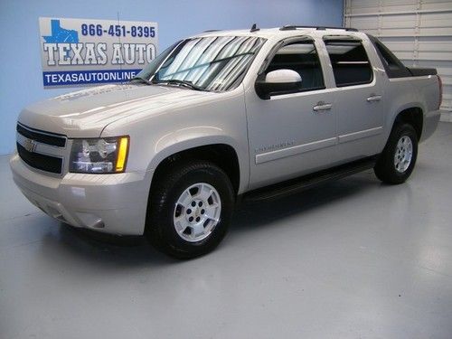 We finance!!!  2007 chevrolet avalanche 1lt flex fuel crew cab tow xm texas auto