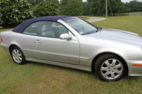 2003 Brilliant Silver 2-dr Convertible 320 Coupe Blue Soft Top New Tires Loaded!, image 2
