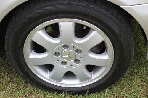 2003 Brilliant Silver 2-dr Convertible 320 Coupe Blue Soft Top New Tires Loaded!, image 21