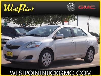 Fleet 1.5l cd air conditioning vanity mirrors side impact door beams am/fm radio
