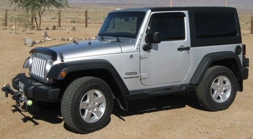 2011 jeep wrangler sport sport utility 2-door 3.8l