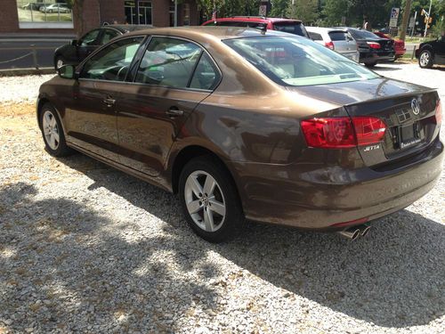 2011 volkswagen jetta tdi sedan 4-door 2.0l