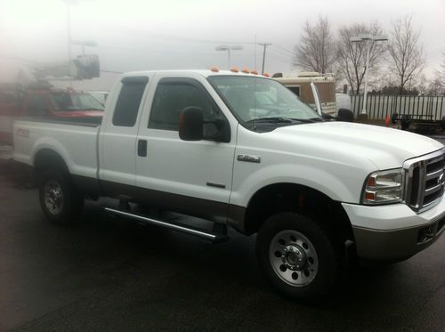 2005 ford f-250 super duty fx4 extended cab pickup 4-door 6.0l