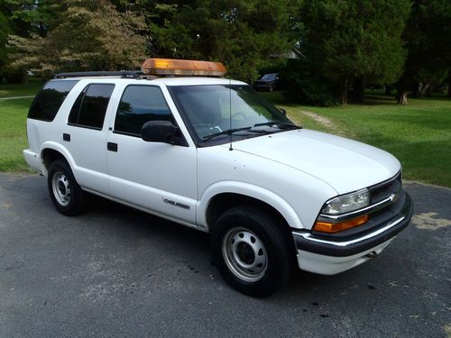 2001 chevy blazer 4x4--44k miles--warranty--no reserve