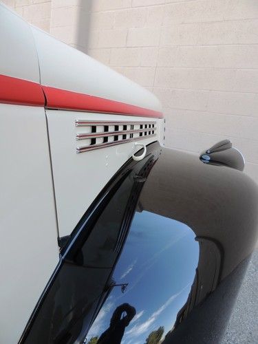 1941 Chevrolet Suburban, US $70,000.00, image 3