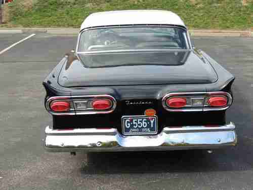 1958 FORD FAIRLANE / SKYLINER / RETRACTABLE, image 2