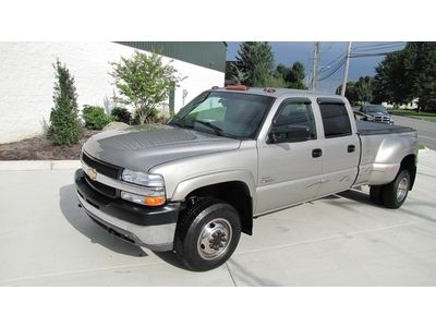 Turbo diesel duramax dually  4x4! luxury truck! lt ! leather ! no reserve! 2001