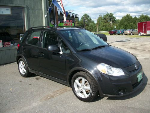 2009 suzuki sx4 base hatchback 4-door 2.0l crossover awd technology, one owner