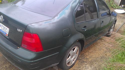 2000 volkswagen jetta gls sedan 4-door 1.8l for parts or repair **does run**