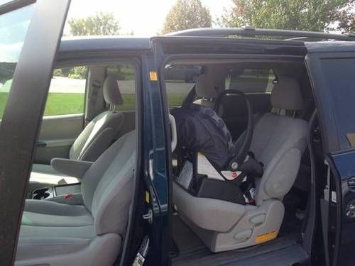 2011 Toyota Sienna LE Mini Passenger Van 5-Door 3.5L, US $16,499.00, image 5